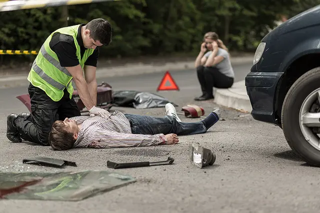 Curso: Qué Hacer en Caso de Accidente, Primeros Auxilios y Manejo de Extinguidores